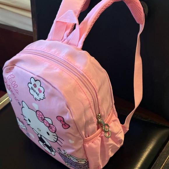Hello Kitty Backpack - Picture 3 of 13